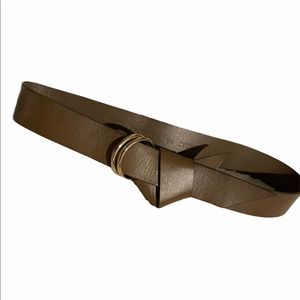 🔥Sale Banana Republic cow leather brown trendy cute stylish belt